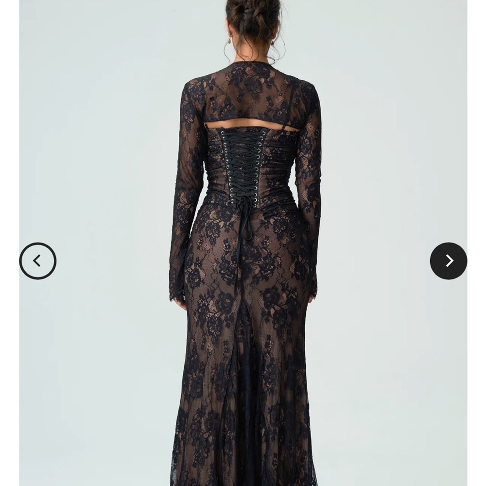 Lace dress from SCENTISM STUDIO - Picture 3 of 3